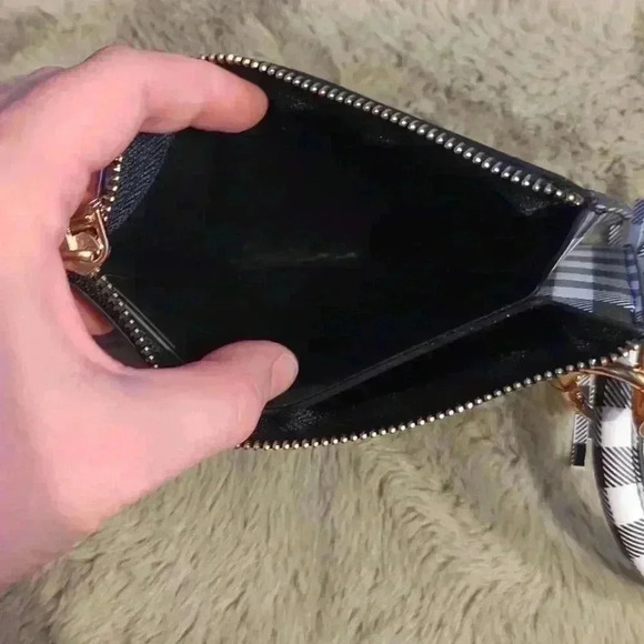 Buffalo Plaid Black+White Checkered Keychain Bangle Mimi Clutch Wallet Size - Picture 6 of 6